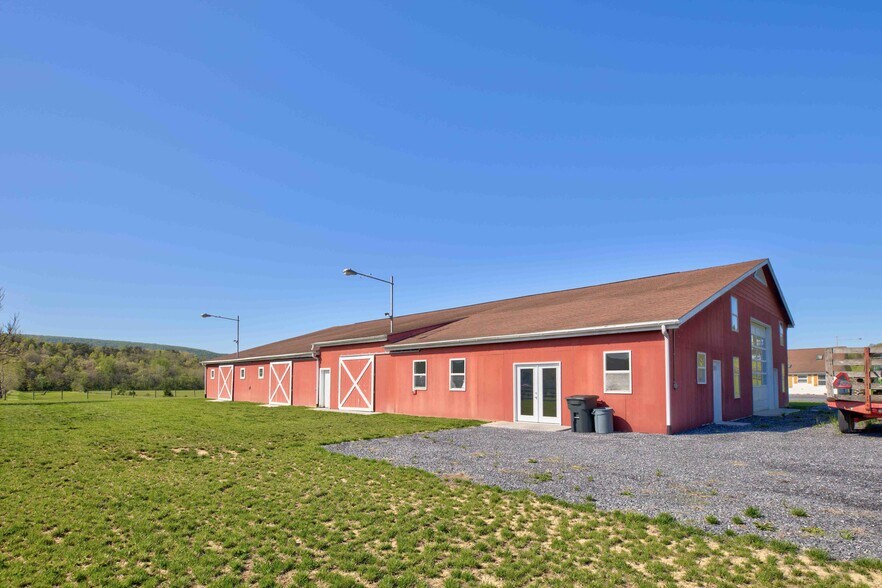 More Photos Of 1565 Seven Fountains Rd, Fort Valley Specialty For Sale