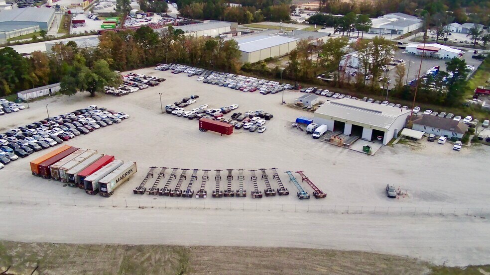 Primary Photo Of 28 Telfair Pl, Savannah Warehouse For Lease