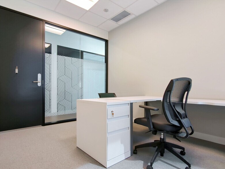 More Photos Of 9850 King George Blvd, Surrey Coworking Space