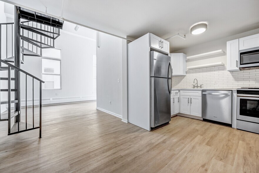 More Photos Of 57 Cannon St, Poughkeepsie Apartments For Lease