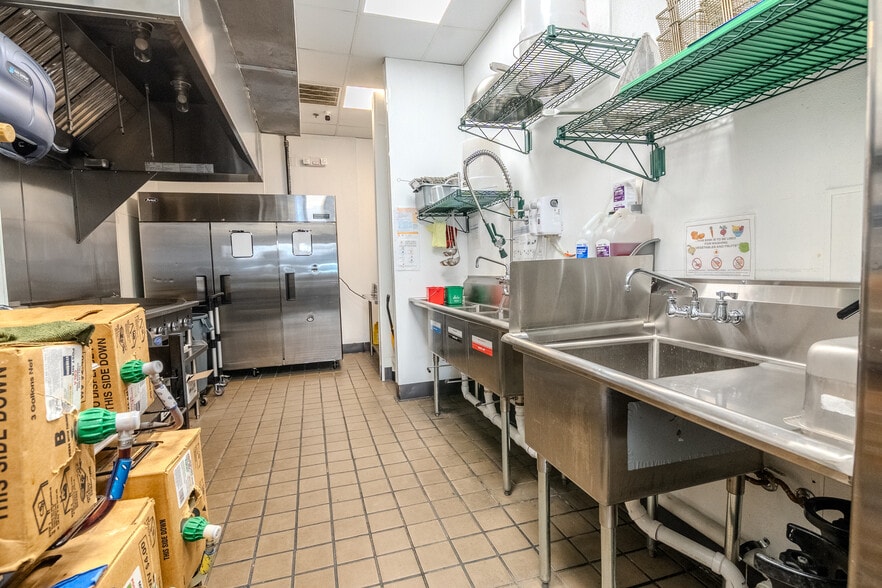 More Photos Of 1942 Atkinson Rd, Lawrenceville Freestanding For Sale