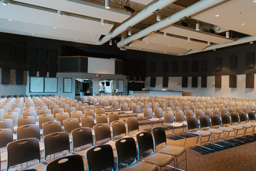 More Photos Of 1601 Galbraith Ave SE, Grand Rapids Office For Sale