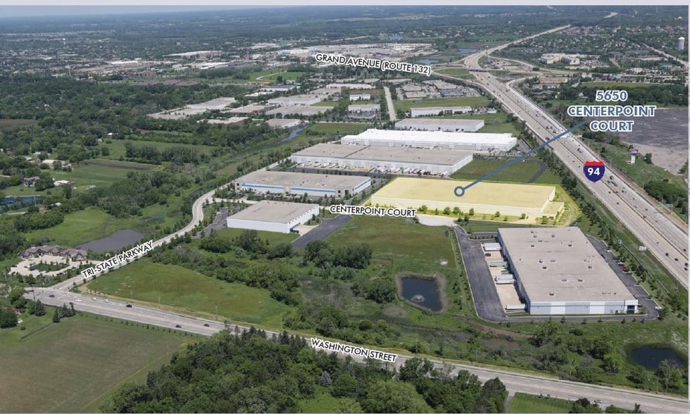 More Photos Of 5650 Centerpoint Ct, Gurnee Warehouse For Lease