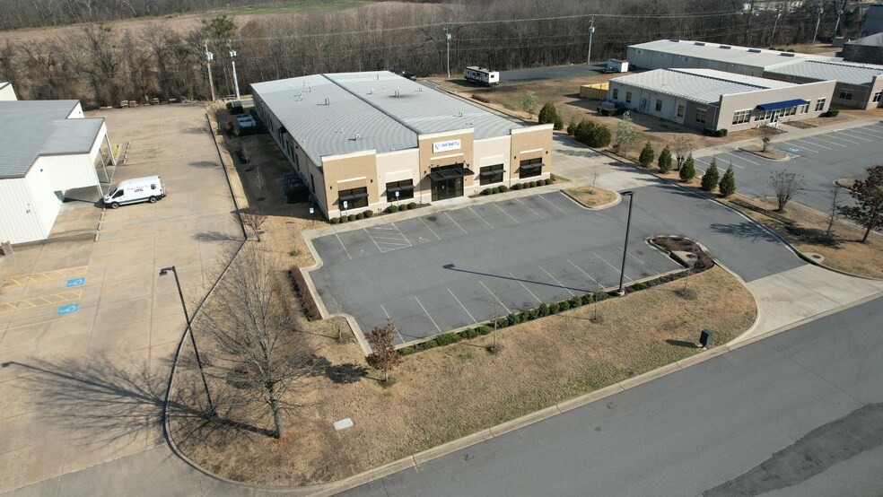 More Photos Of 4850 Northshore Ln, North Little Rock Office For Sale