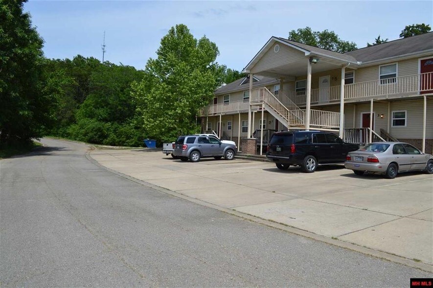 More Photos Of 109 Ryan Rd, Cotter Apartments For Sale