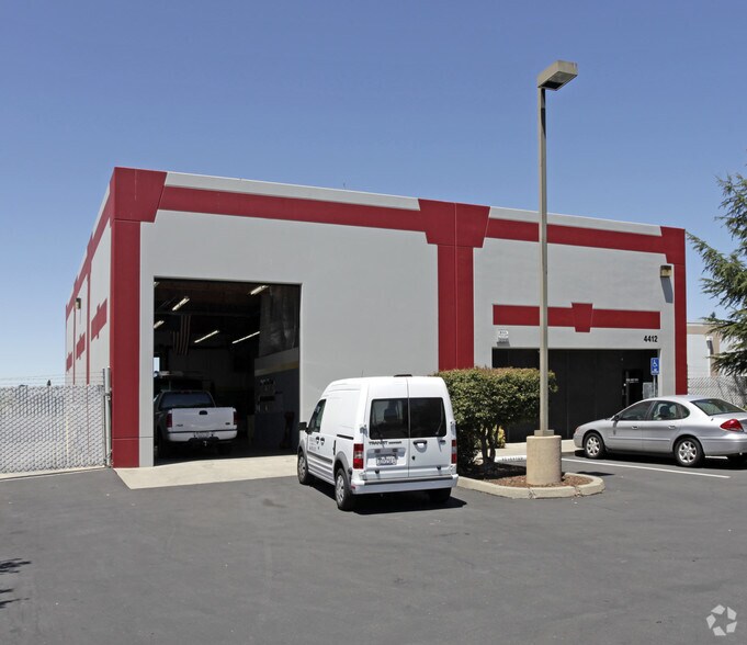 Primary Photo Of 4412 Harlin Dr, Sacramento Warehouse For Lease