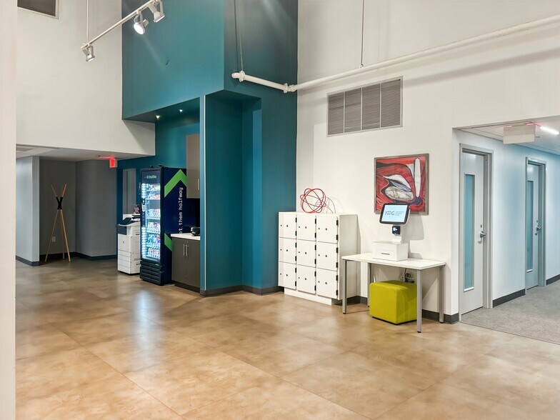 More Photos Of 2333 Ponce de Leon Blvd, Coral Gables Office For Lease