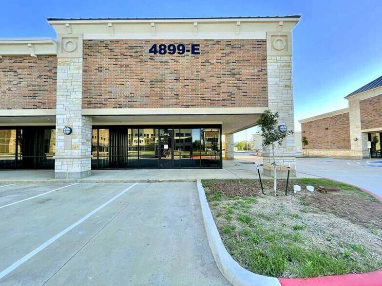More Photos Of 4899 Highway 6, Missouri City Storefront Retail Office For Sale