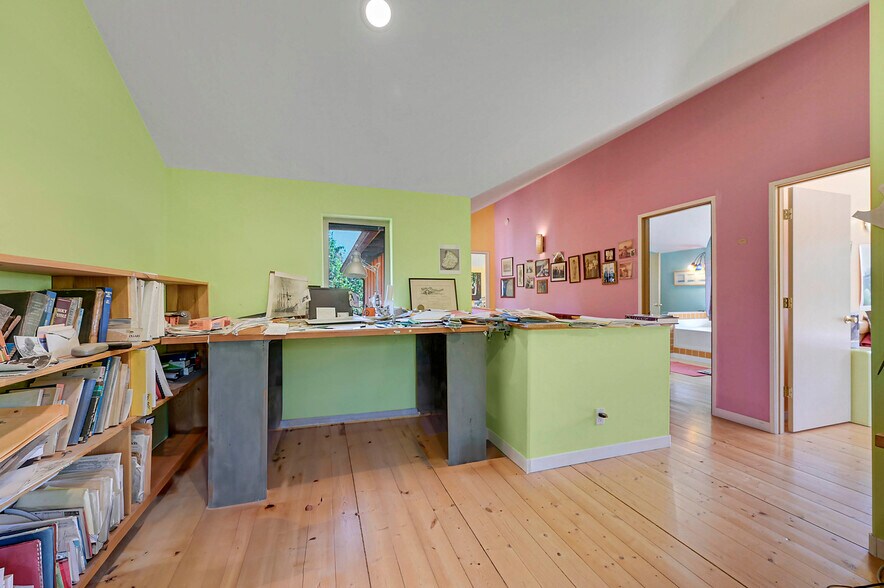 More Photos Of 1673 Woodland Dr, Port Townsend Winery Vineyard For Sale