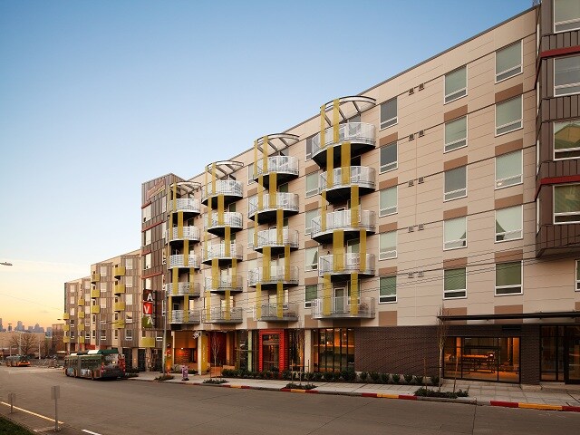 More Photos Of 4535 12th Ave NE, Seattle Apartments For Lease
