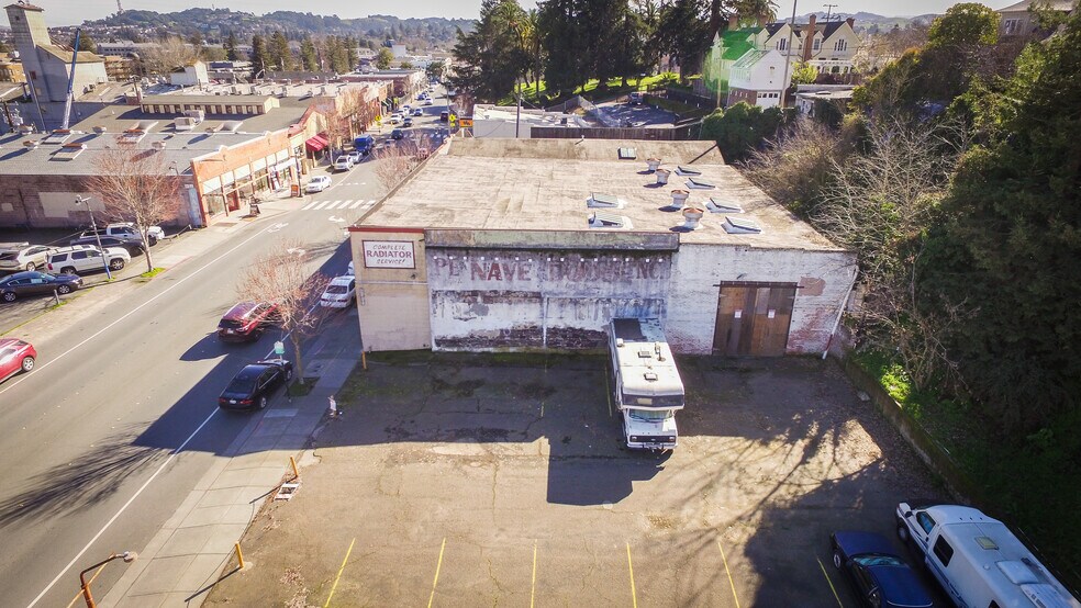 More Photos Of 301 N Petaluma Blvd, Petaluma Freestanding For Lease