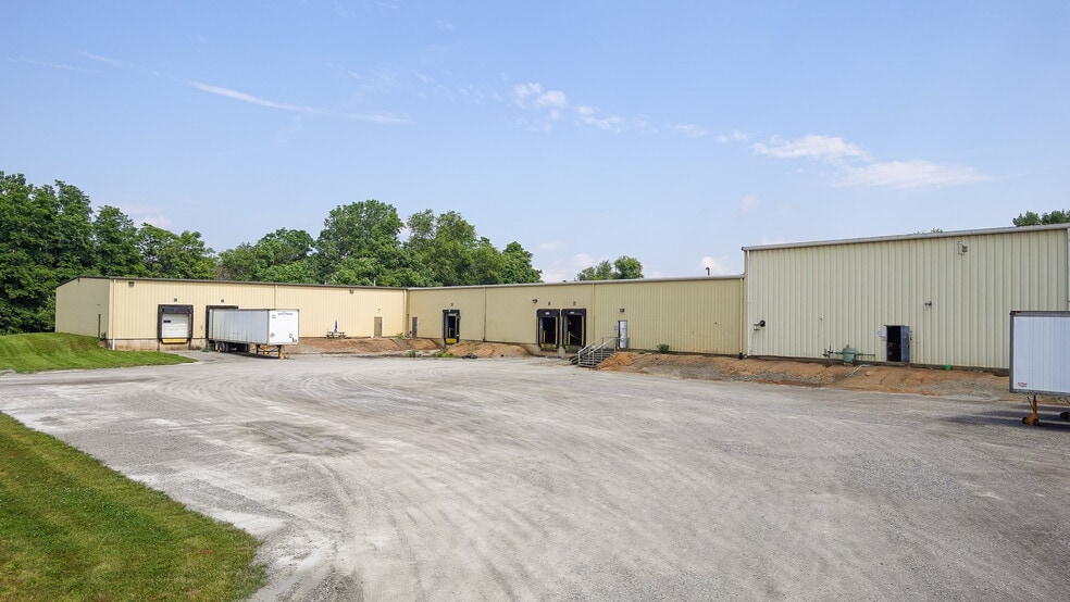 More Photos Of 964 Benton Rd, Salem Warehouse For Sale