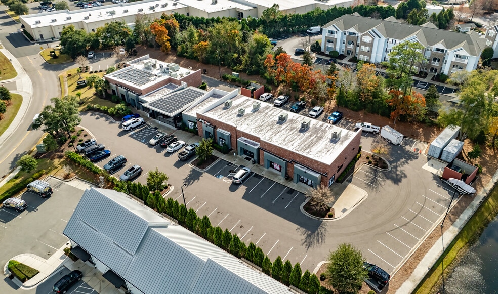 More Photos Of 155 Porters Neck Rd, Wilmington General Retail For Lease