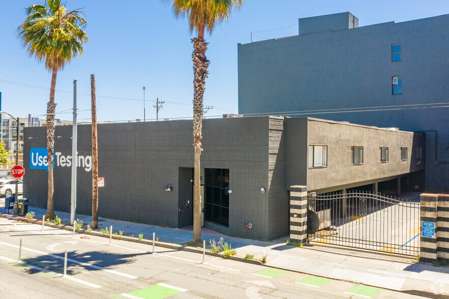 Primary Photo Of 690 5th St, San Francisco Unknown For Lease