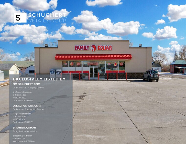 More Photos Of 215 N 1st St, Saratoga General Retail For Sale