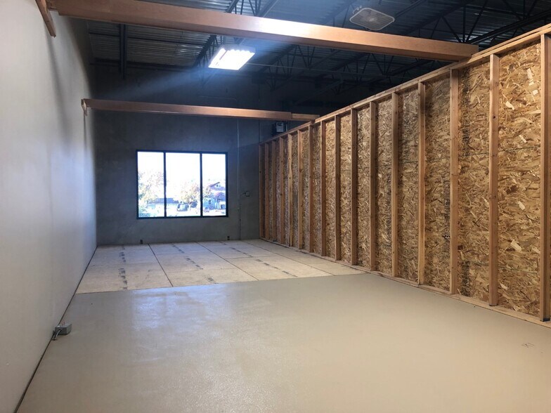 More Photos Of 5520 N Florida St, Spokane Industrial For Lease