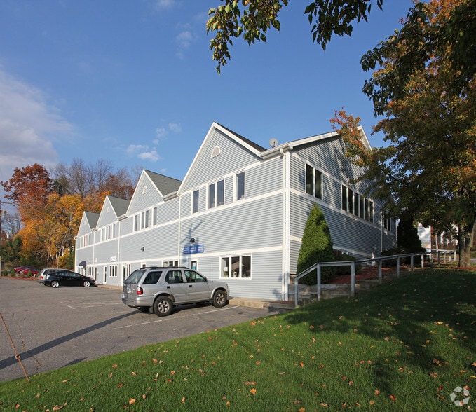 More Photos Of 733 E Main St, Torrington Medical For Lease