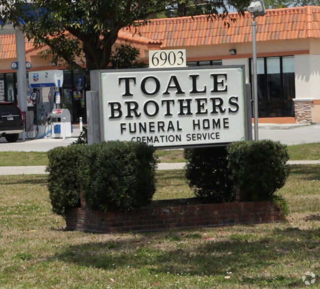 More Photos Of 6903 S Tamiami Trl, Sarasota Funeral Home For Sale