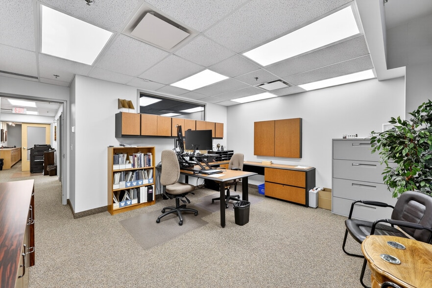 More Photos Of 5700 1st St SW, Calgary Warehouse For Sale
