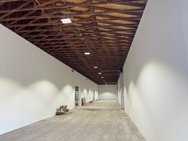 More Photos Of 821 W 5th St, Lansdale Warehouse For Sale