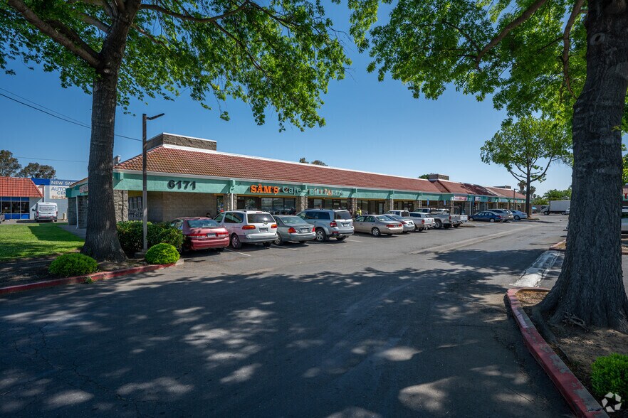 Primary Photo Of 6171-6175 Stockton Blvd, Sacramento Unknown For Lease