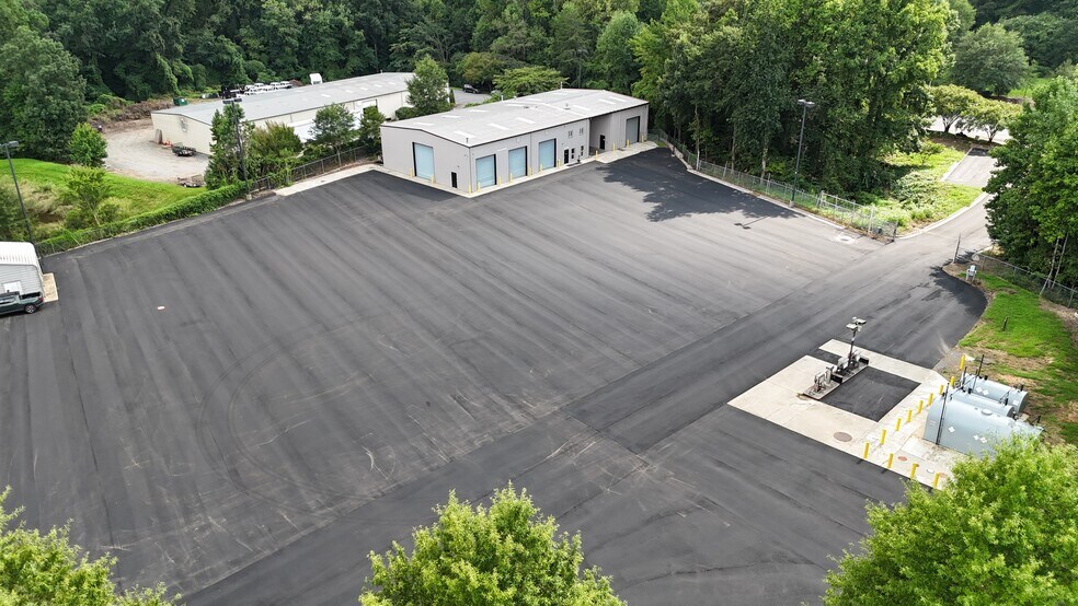 Primary Photo Of 9535 Hebron Commerce Dr, Charlotte Warehouse For Lease