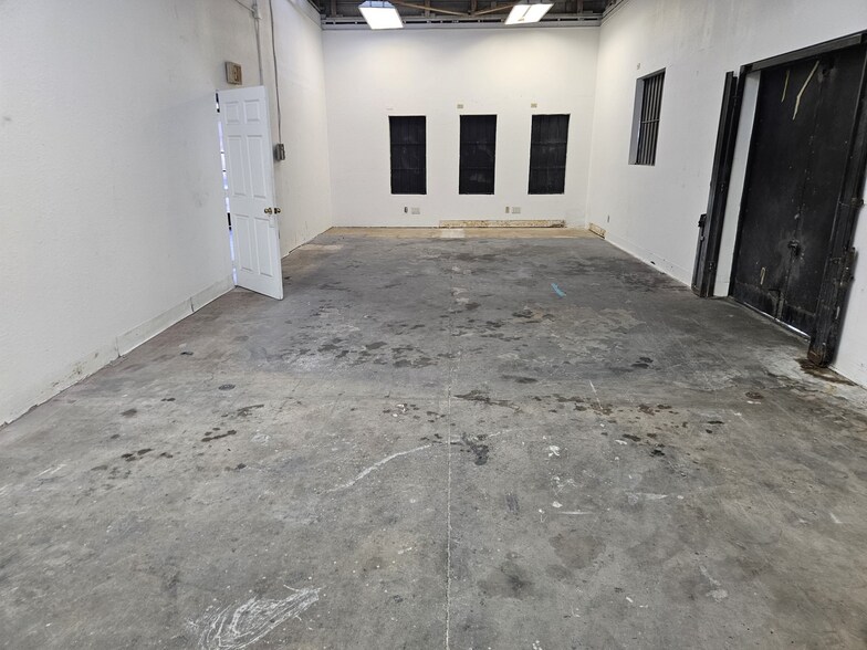 More Photos Of 1547 Jayken Way, Chula Vista Manufacturing For Lease