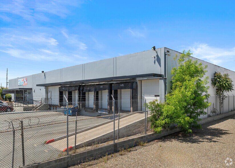 More Photos Of 2051 E Miner Ave, Stockton Warehouse For Lease