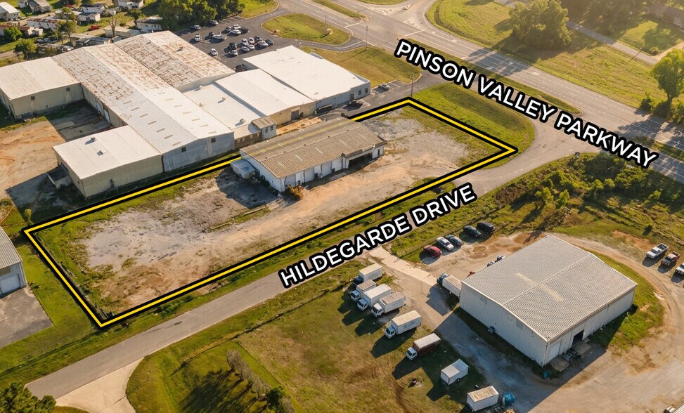 More Photos Of 1420 Hildegarde St, Birmingham Warehouse For Lease