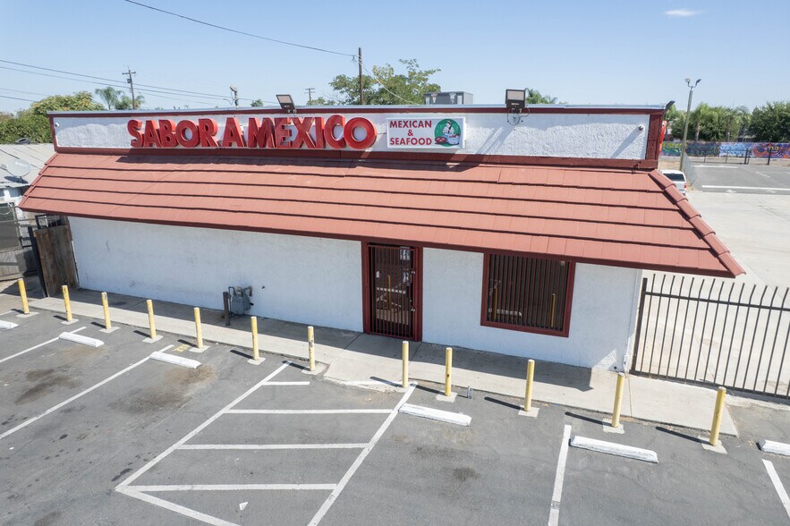 More Photos Of 2112 E California Ave, Bakersfield Restaurant For Sale
