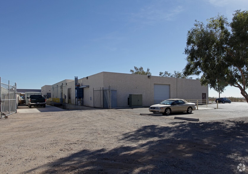 More Photos Of 546-566 W Centennial Blvd, Casa Grande Manufacturing For Lease