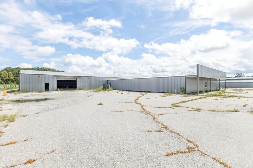 More Photos Of 530 Soperton Ave, Dublin Warehouse For Lease