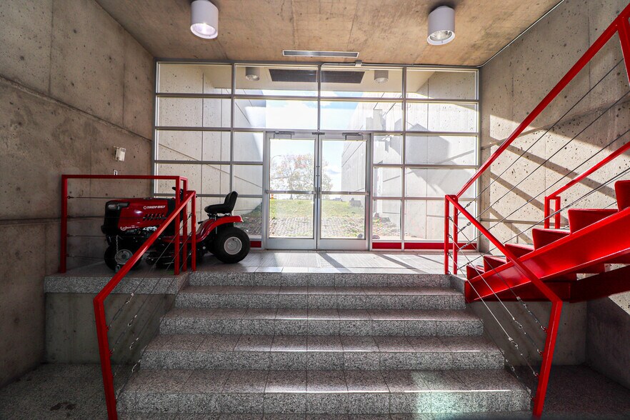 More Photos Of 9650 20th Ave NW, Edmonton Office For Sale