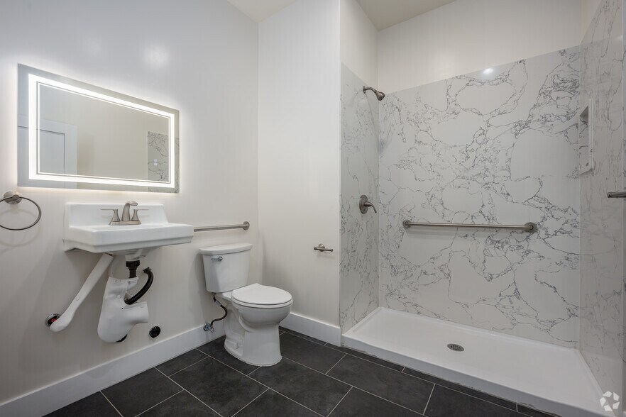 More Photos Of 3000 T St, Sacramento Apartments For Sale
