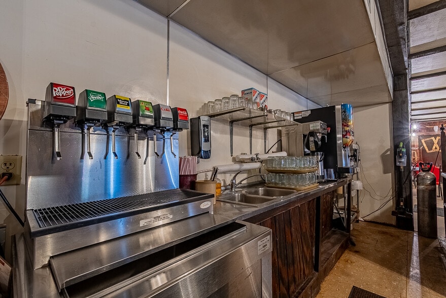 More Photos Of 8575 S Avenue 40 E, Tacna General Retail For Sale