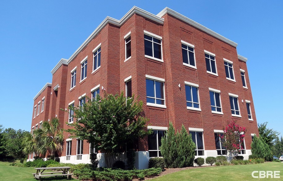 More Photos Of 204 Caughman Farm Ln, Lexington Office For Lease