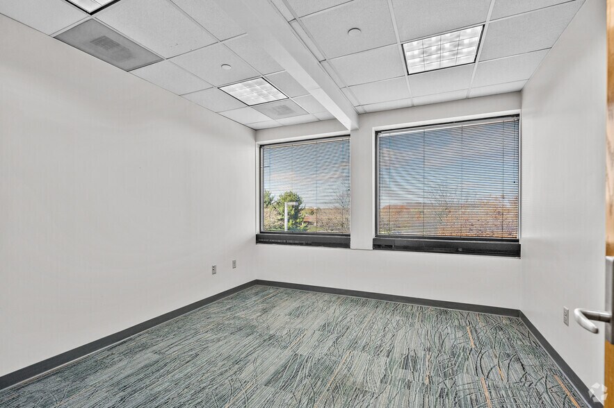 More Photos Of 1100 Berkshire Blvd, Wyomissing Medical For Lease