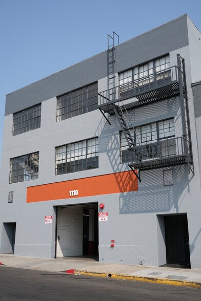 More Photos Of 1110 N Beachwood Dr, Los Angeles Loft Creative Space For Lease