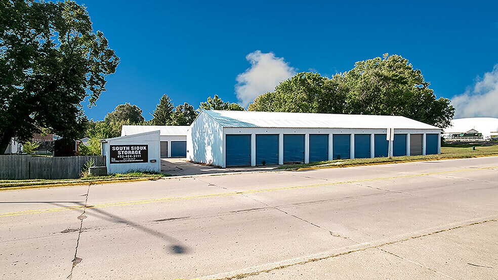 Primary Photo Of 300 29th St, South Sioux City Self Storage For Sale