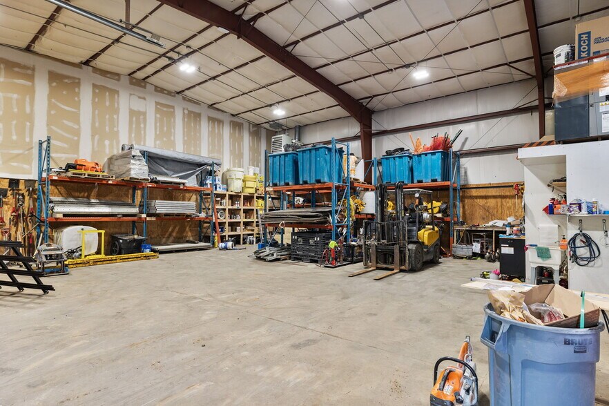 More Photos Of 26 Bixby Ave, Middleton Warehouse For Lease