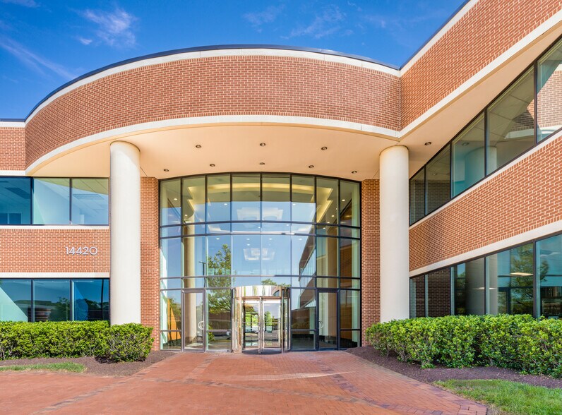 More Photos Of 14428 Albemarle Point Pl, Chantilly Unknown For Lease