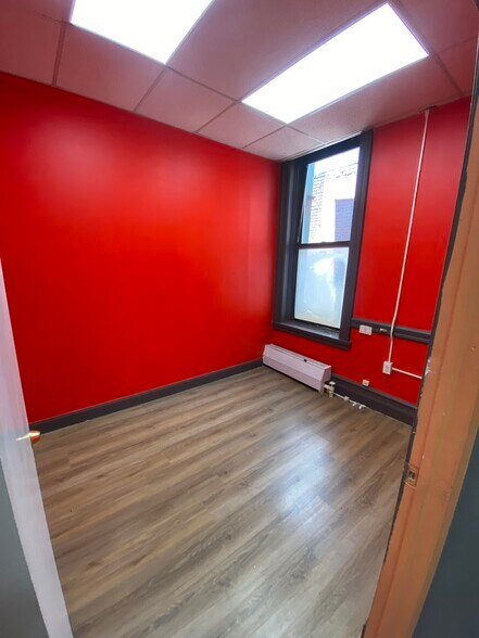 More Photos Of 370 E 149th St, Bronx Office For Lease
