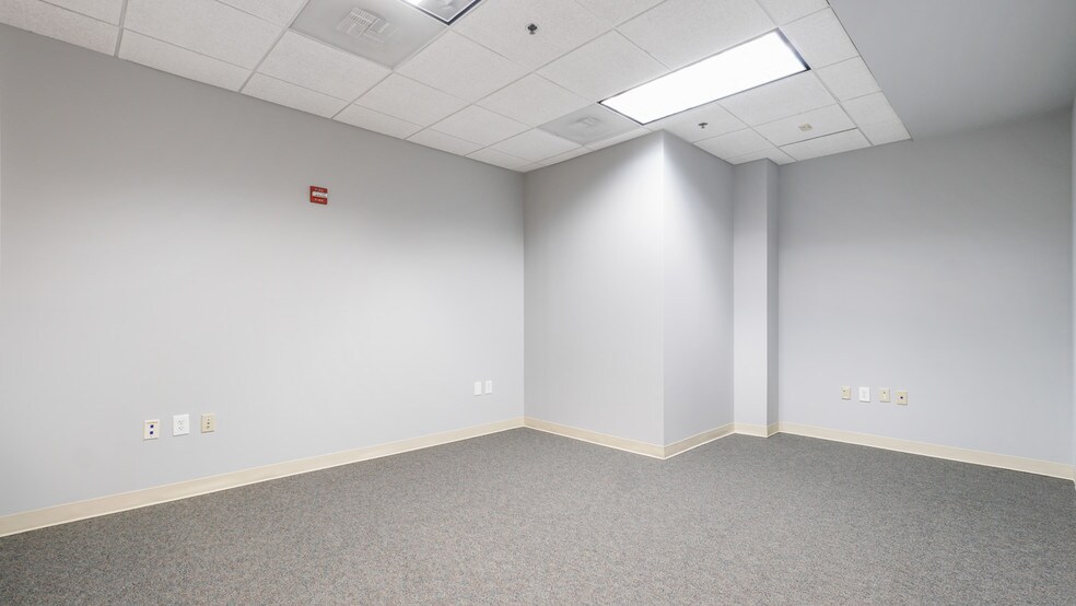 More Photos Of 9161 Liberia Ave, Manassas Medical For Lease