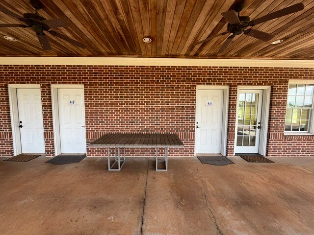 More Photos Of 350 Sumter St, Plains Warehouse For Sale