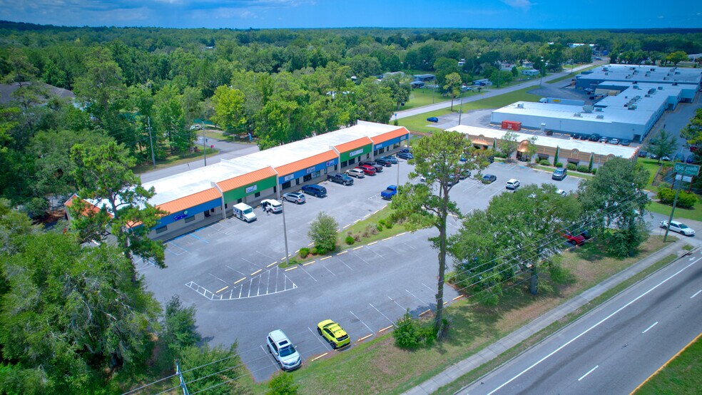 Primary Photo Of 20150-20186 Cortez Blvd, Brooksville Office For Lease