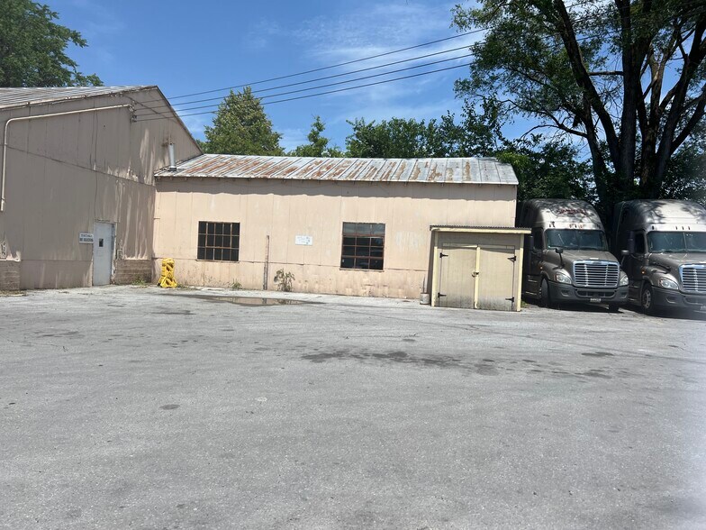 More Photos Of 2929 Valley Ave, Winchester Truck Terminal For Lease