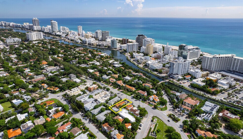 More Photos Of 2822 Pine Tree Dr, Miami Beach Apartments For Sale