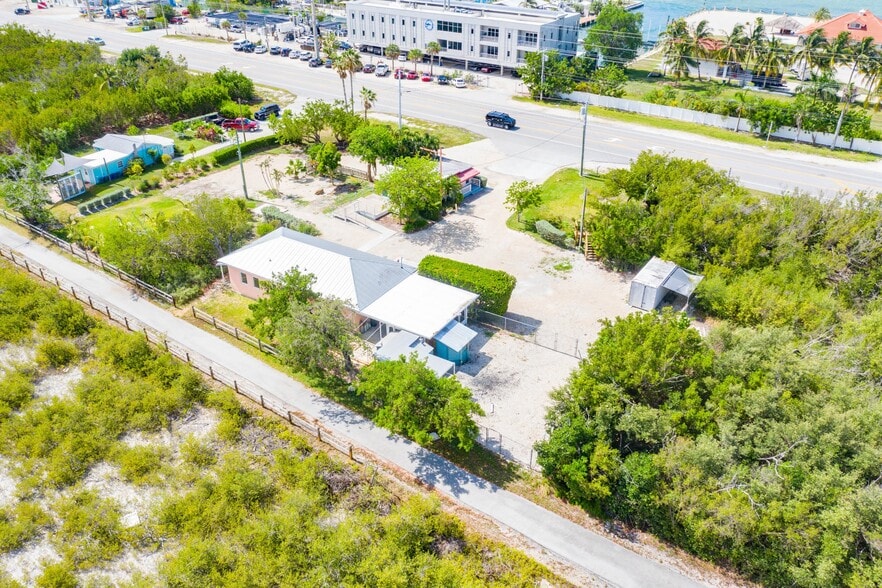 More Photos Of 24171 Overseas Hwy, Summerland Key Storefront Retail Office For Sale