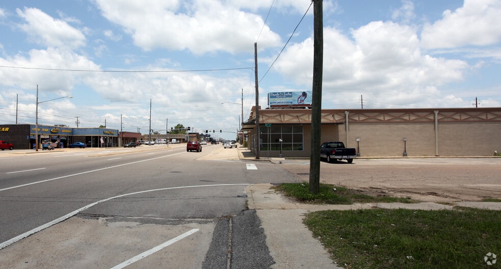 Primary Photo Of 25th Ave, Gulfport Land For Sale