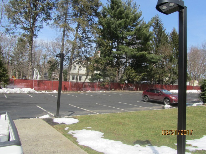 More Photos Of 121 Union Ave, Middlesex Office Residential For Lease